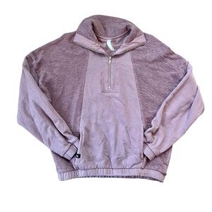 Glyder 1/4 zip pull over size medium